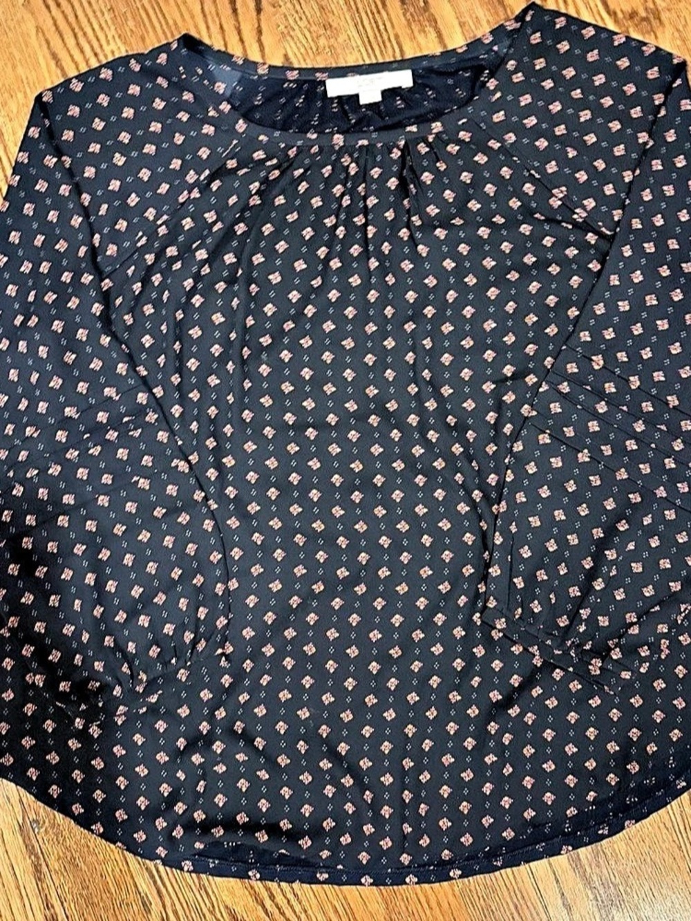 LOFT Geometric Blouse in Navy & Orange Size Medium Like New
